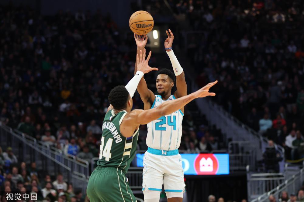 凭借在美国 凭借在美国